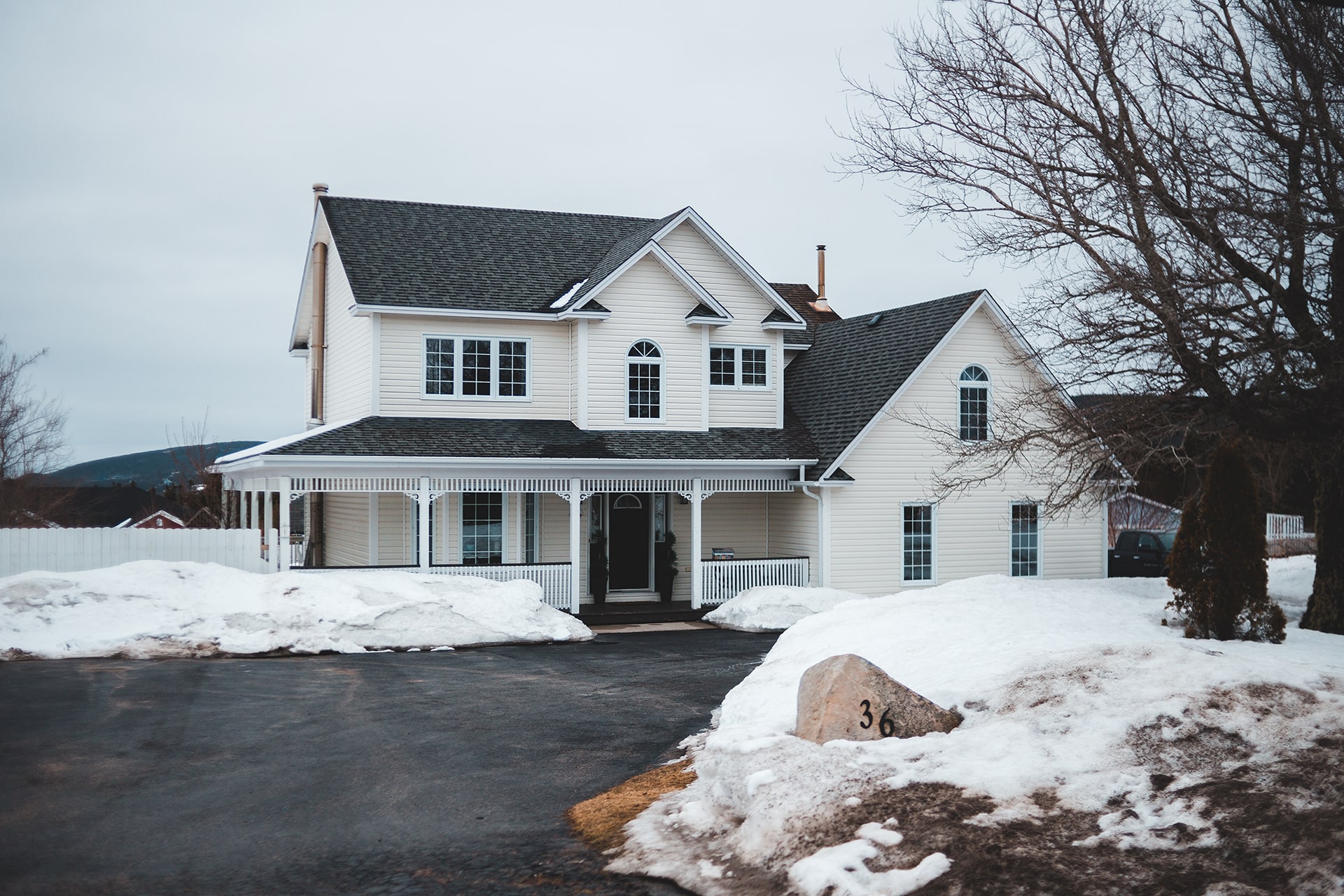 House In Foxhall Ave, Kingston