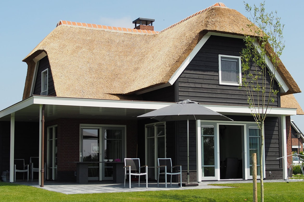 Nature-Friendly Family Houses